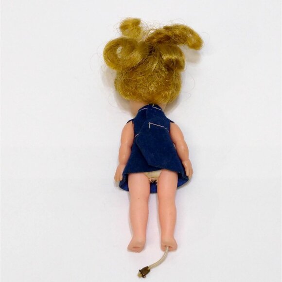 Uneeda Doll 1970s Growing Hair Pull String Mechanism Changeable Clothing RARE - Picture 3 of 11